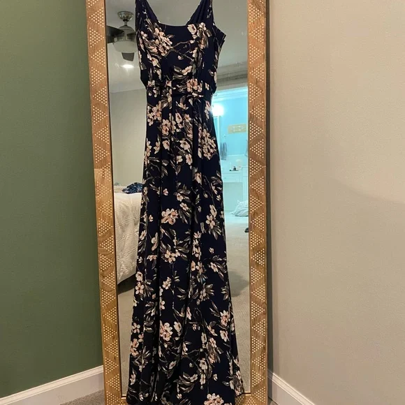 aqua brand dresses Bloomingdale's Exclusive-Aqua dress-New with tags! Wrinkle free Aqua Brand Floral Blue Maxi